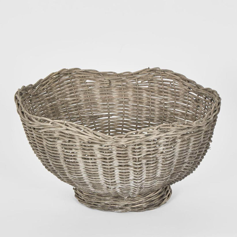 Natural woven fruit basket rattan kitchen storage basket for everyday use