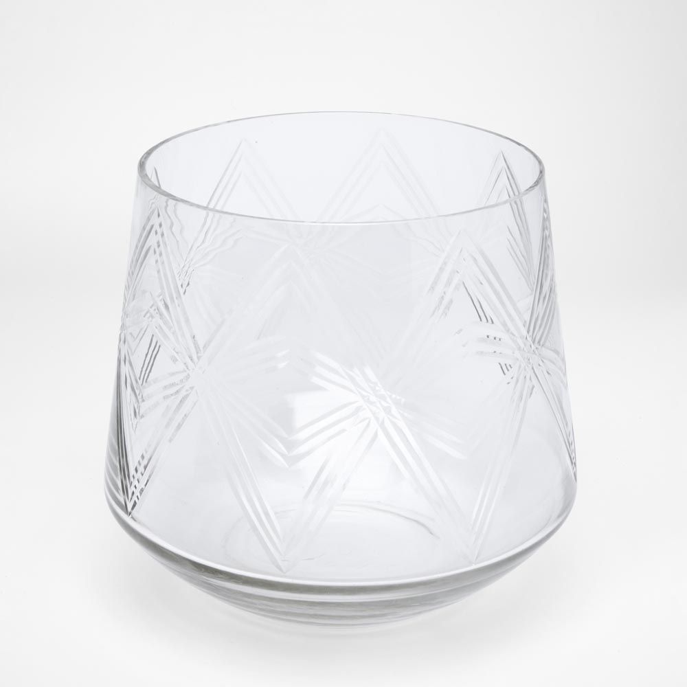 Durable watertight and waterproof construction for decorative home vase