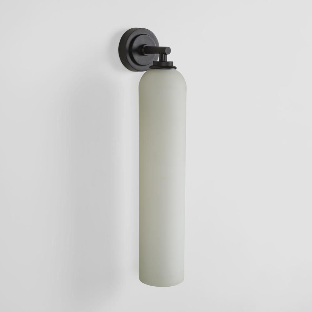 Hampton Glass Wall Light Large – elegant clear glass wall sconce for hallways, entryways, and modern or classic interiors