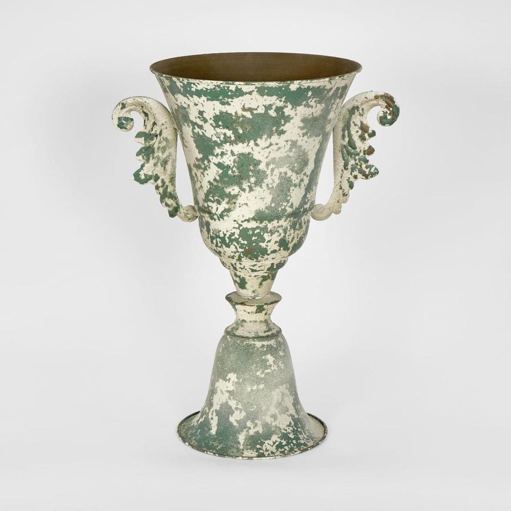 Fully waterproof vase with no drainage hole for fresh flowers and indoor floral arrangements