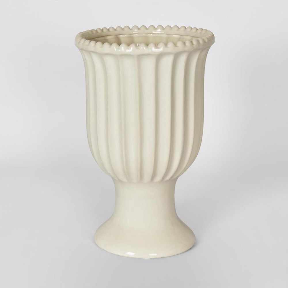 Water-tight vase with smooth finish for holding water and floral use