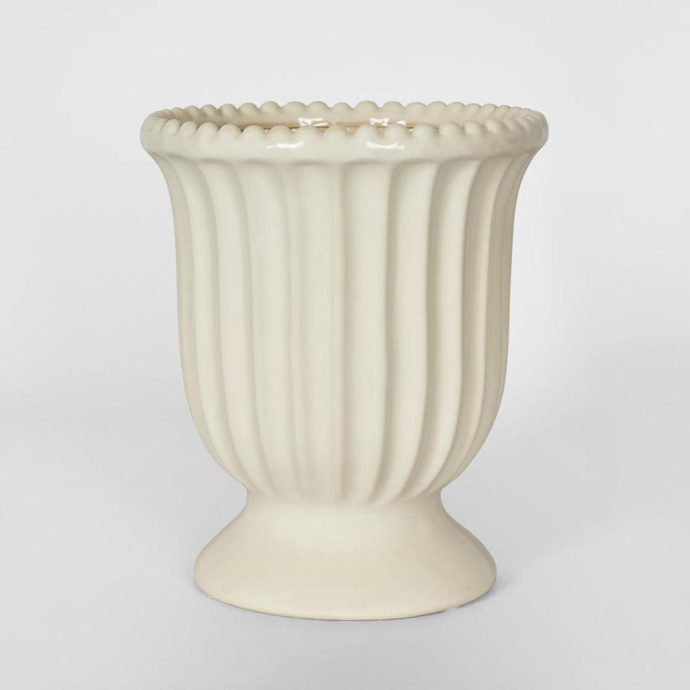 Durable watertight vase for fresh flowers and water-based displays