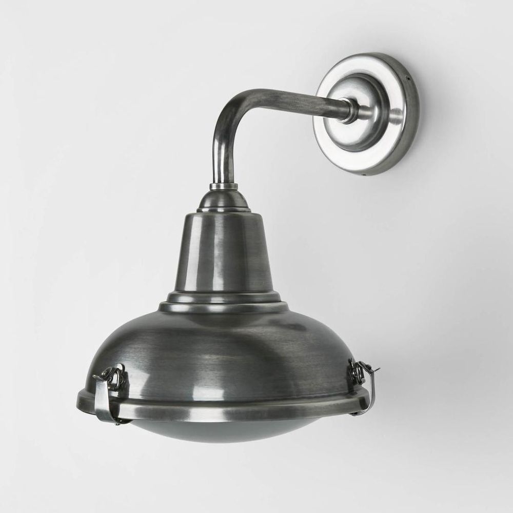 Classical Outdoor Wall Lamp with frosted glass – bold feature wall light for patios, entryways, and modern or traditional exteriors