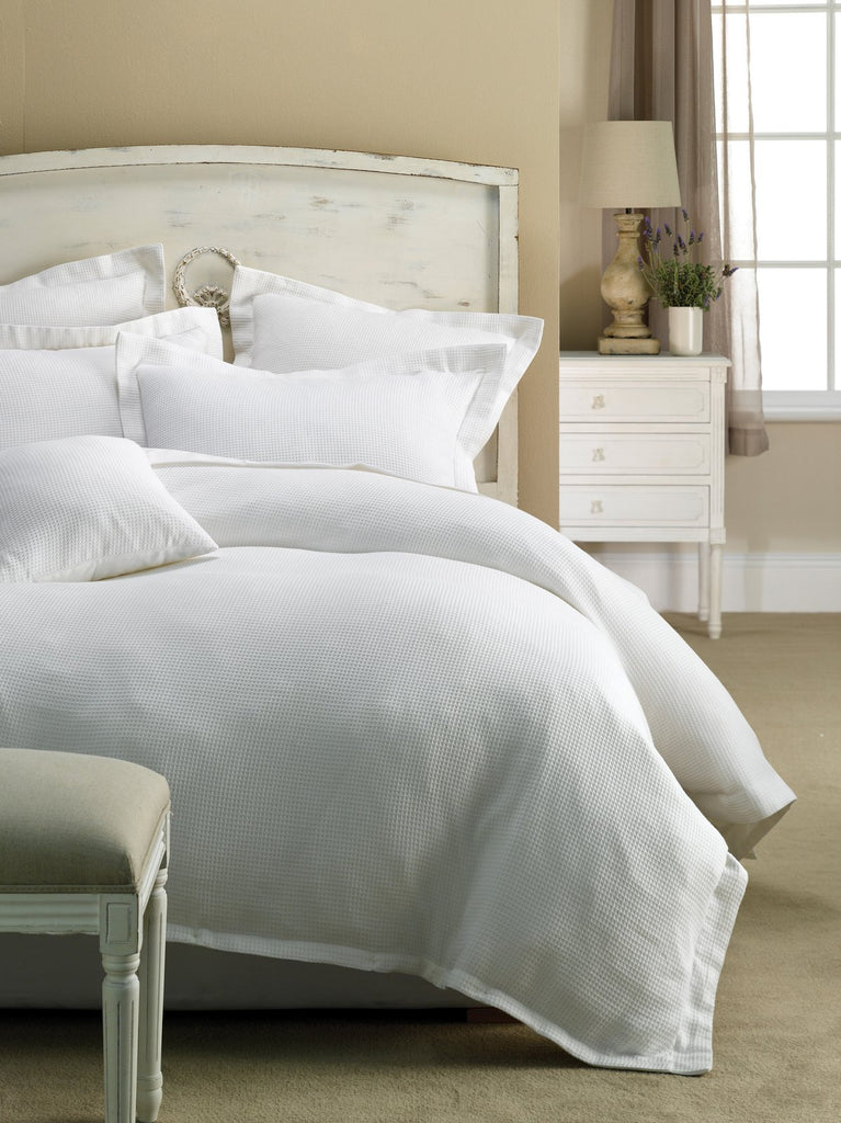 Paris Waffle Quilt Cover Set - 3 Piece Set for QUEEN in White